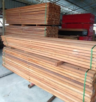 ขายไม้ราคาถูก ศรีราชา - ไม้ยูคา ไม้แบบก่อสร้าง ชลบุรี